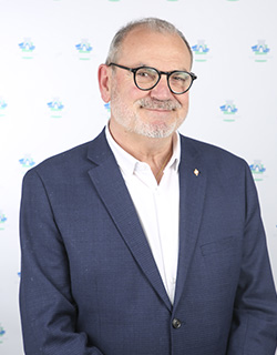 Photo buste Éric Jego